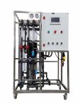 AWT MC 4040-4 - установка обратного осмоса с насосом